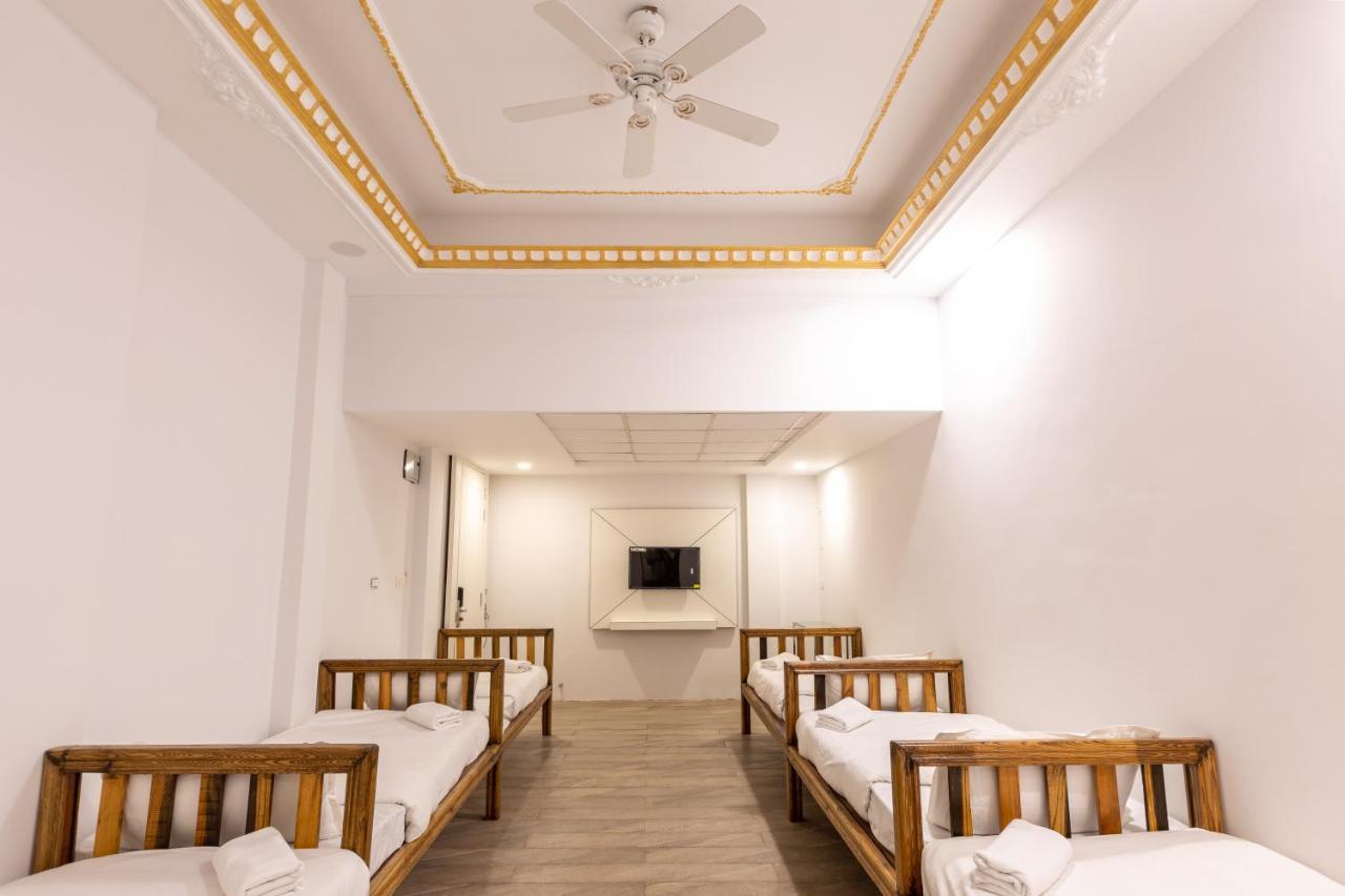 The Grand Monarch Hotel, Ujjain Exterior foto